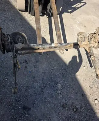 Opel Vivaro Rear axle beam