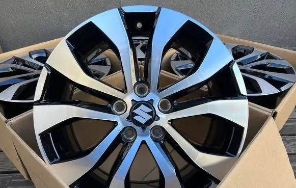Suzuki Grand Vitara II R17 alloy rim 403000483R