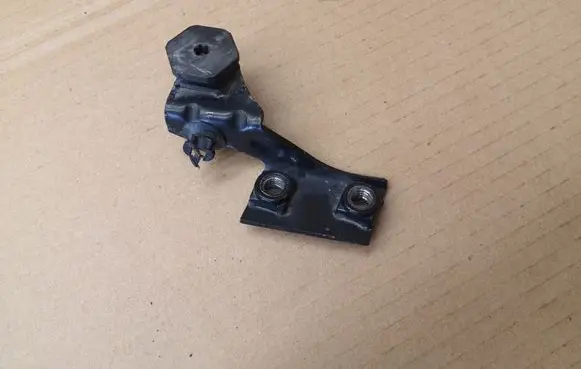 Audi A5 8T 8F Headlight/headlamp mounting bracket 8T0807333