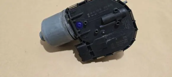 Citroen C4 Grand Picasso Wiper motor 9816172980