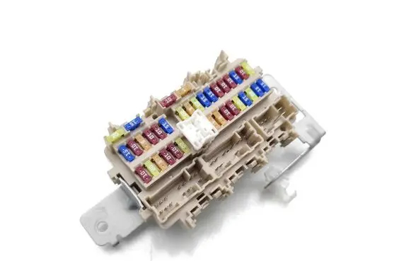 Nissan Qashqai Fuse module 4EB0A-C1841 4EB0AC1841