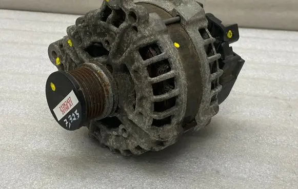 Skoda Superb B8 (3V) Generator/alternator 03L903023M