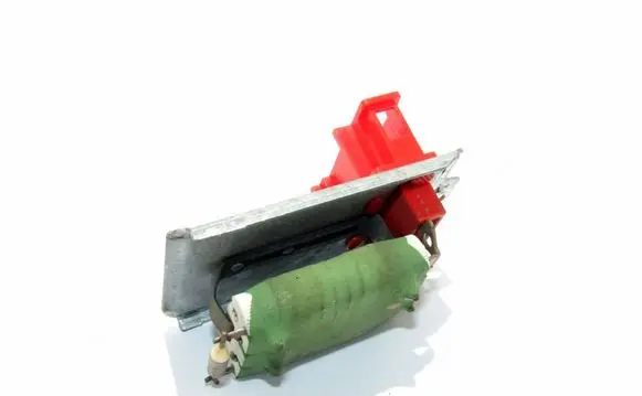 Volkswagen PASSAT B5 Heater blower fan relay 8D0959263