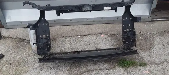 Nissan Qashqai Radiator support slam panel