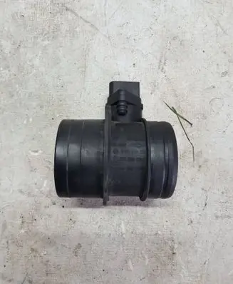 Audi A6 S6 C6 4F Mass air flow meter 074906461B 0281002461