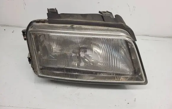 Audi A4 S4 B5 8D Headlight/headlamp 8D0941030B 1307022195