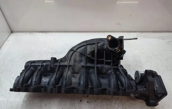 KIA Sportage Intake manifold 283812F000