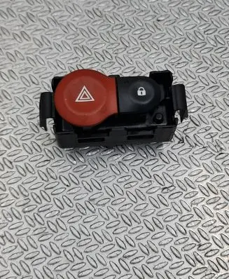 Renault Modus Hazard light switch 8200409382 8200214896 8200483813