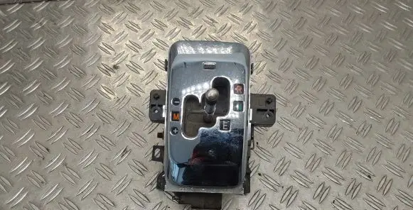 Toyota Corolla E120 E130 Gear shifter/selector 8945152020
