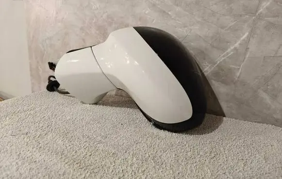 Opel Zafira C Front door electric wing mirror E1021219