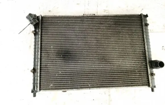 Alfa Romeo 156 Coolant radiator
