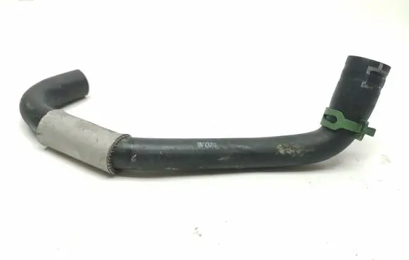 Renault Trafic III (X82) Engine coolant pipe/hose