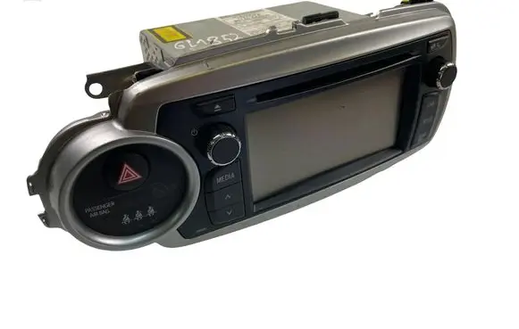 Toyota Yaris Radio/CD/DVD/GPS head unit 861400D010