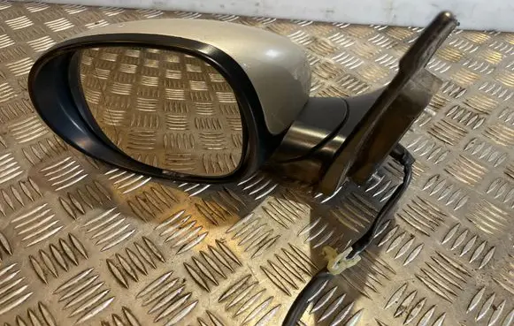 Honda Civic Front door electric wing mirror 97331151
