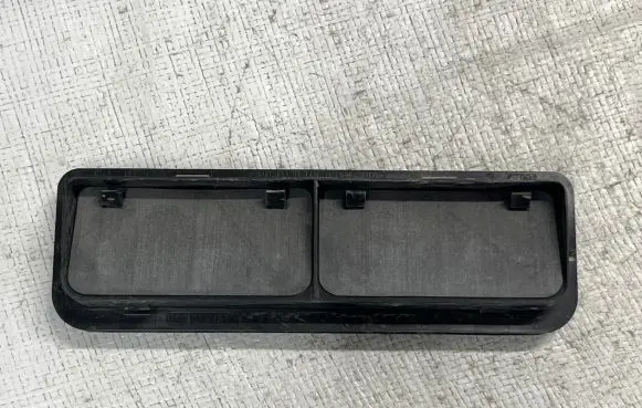 Seat Ibiza V (KJ) Quarter panel pressure vent 6V0819465