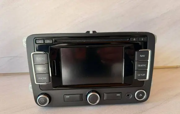 Seat Alhambra (Mk2) Radio/CD/DVD/GPS head unit 7N5035192A