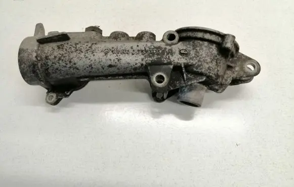 Thermostat/thermostat housing