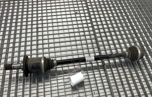 BMW 3 G20 G21 Rear driveshaft