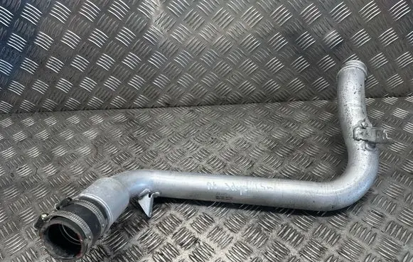 Intercooler hose/pipe