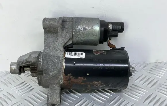 Audi A5 8T 8F Starter motor 06H911021