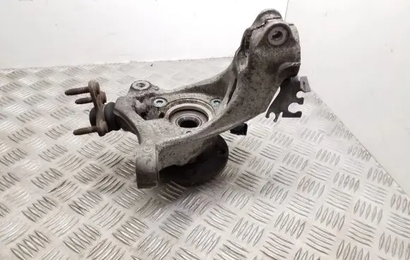 Skoda Superb B8 (3V) Front wheel hub 5Q0407258A WHT003860