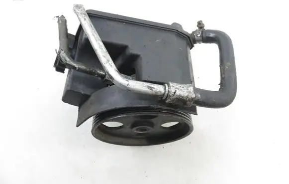 Peugeot 206 CC Power steering pump 26064217 9631411580