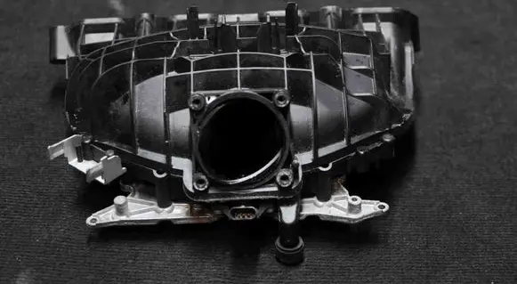 BMW X3 F25 Intake manifold 7588126
