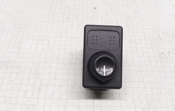 Nissan Almera N16 Wing mirror switch