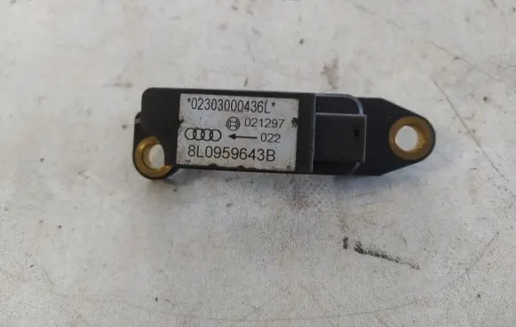 Audi A3 S3 8L Airbag deployment crash/impact sensor 8L0959643B