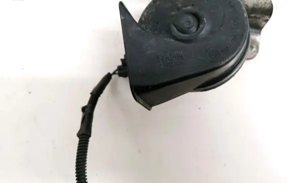 Ford Mondeo Mk III Horn signal E30055306