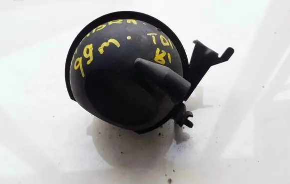 Vacuum air tank