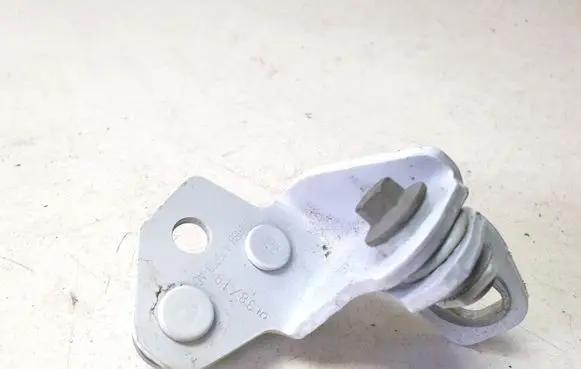 Ford Focus Rear door upper hinge 