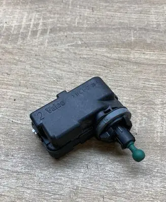 Volkswagen Golf IV Headlight level adjustment motor 1J0941295F
