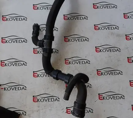 Volvo XC60 Engine coolant pipe/hose 31355201