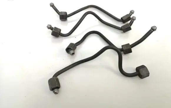 Peugeot 207 Fuel injector supply line/pipe 