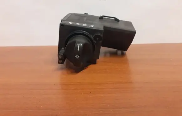 Mercedes-Benz E W210 Light switch 5644 2105450104