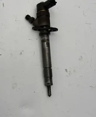 Volvo S60 Fuel injector 0445110078 8658352