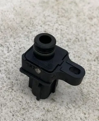 Chrysler Sebring (ST-22 - JR) Air pressure sensor 4896131AB 57007