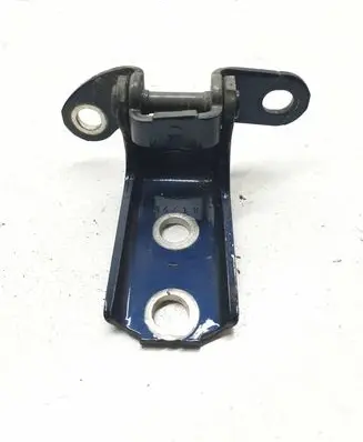 Toyota Verso Rear door lower hinge