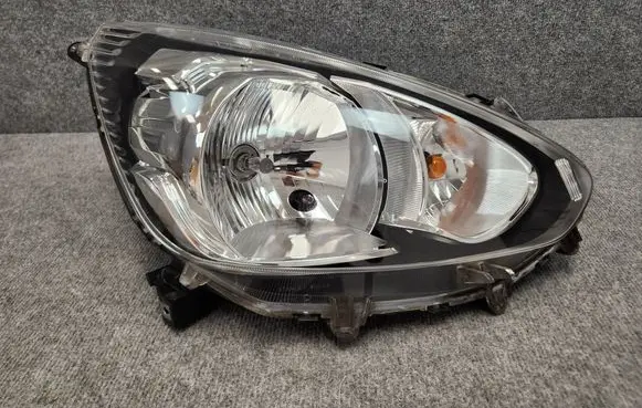 Mitsubishi Space Star Headlight/headlamp W0504SCZ W0504