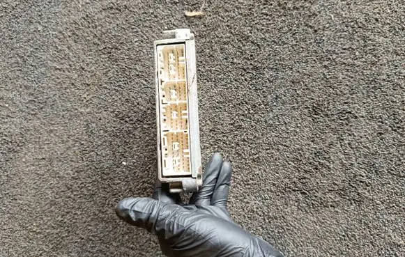 Toyota Camry Engine control unit/module 8966106330