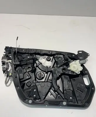 Mercedes-Benz GLC C253 Front door window regulator with motor A0997602100 13233839