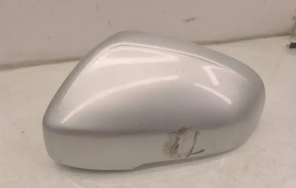 Volvo V40 Plastic wing mirror trim cover 3304549