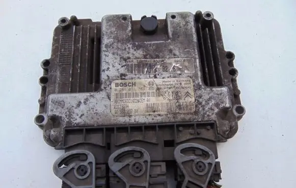 Peugeot 206 Engine control unit/module 9656709780