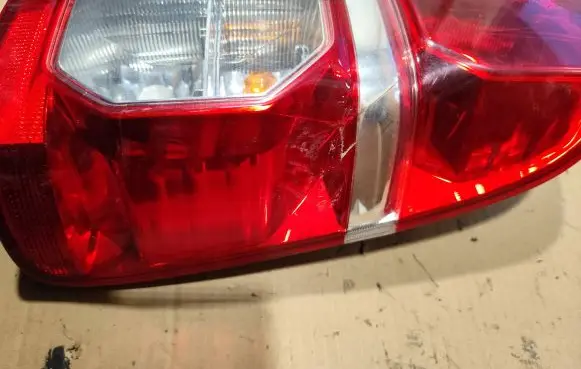 Toyota Hilux (AN10, AN20, AN30) Rear/tail lights OK235642