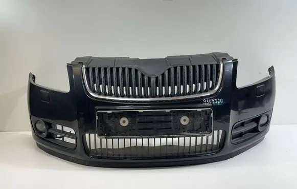 Skoda Fabia Mk2 (5J) Front bumper 