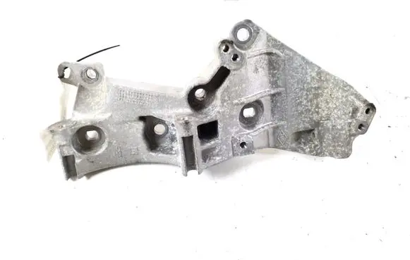 Renault Kangoo II Generator/alternator bracket 8200669495
