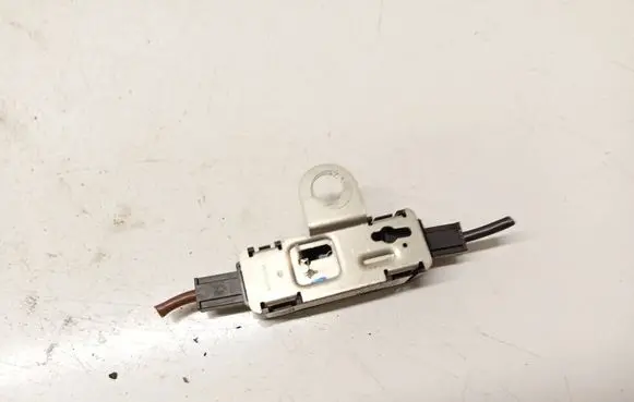 Opel Insignia B Antenna control unit 13451936 421251063