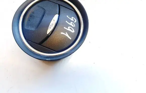 Dash center air vent grill