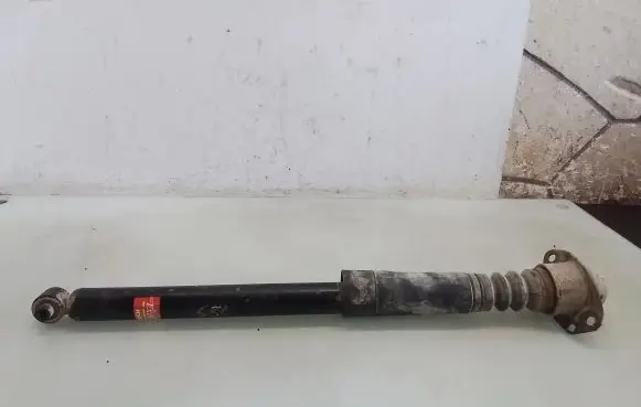 Skoda Octavia Mk1 (1U) Rear shock absorber/damper